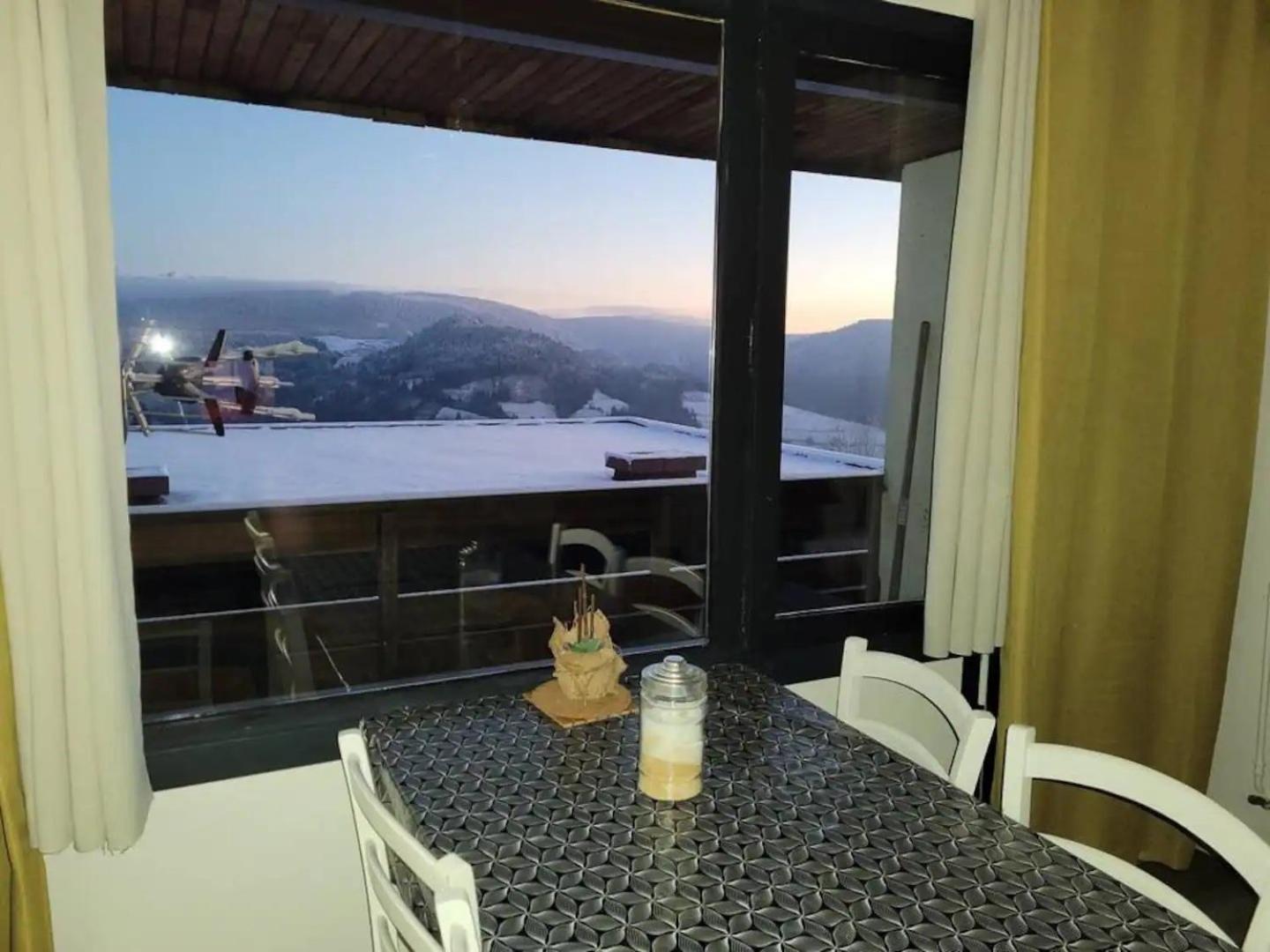 Appartement Duplex Avec Vue Sur Le Sancy Et Garage Couvert Murat-le-Quaire Exterior foto