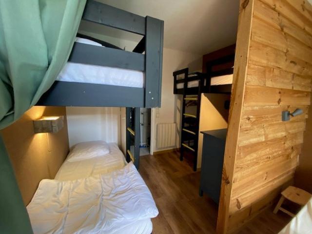 Appartement Duplex Avec Vue Sur Le Sancy Et Garage Couvert Murat-le-Quaire Exterior foto
